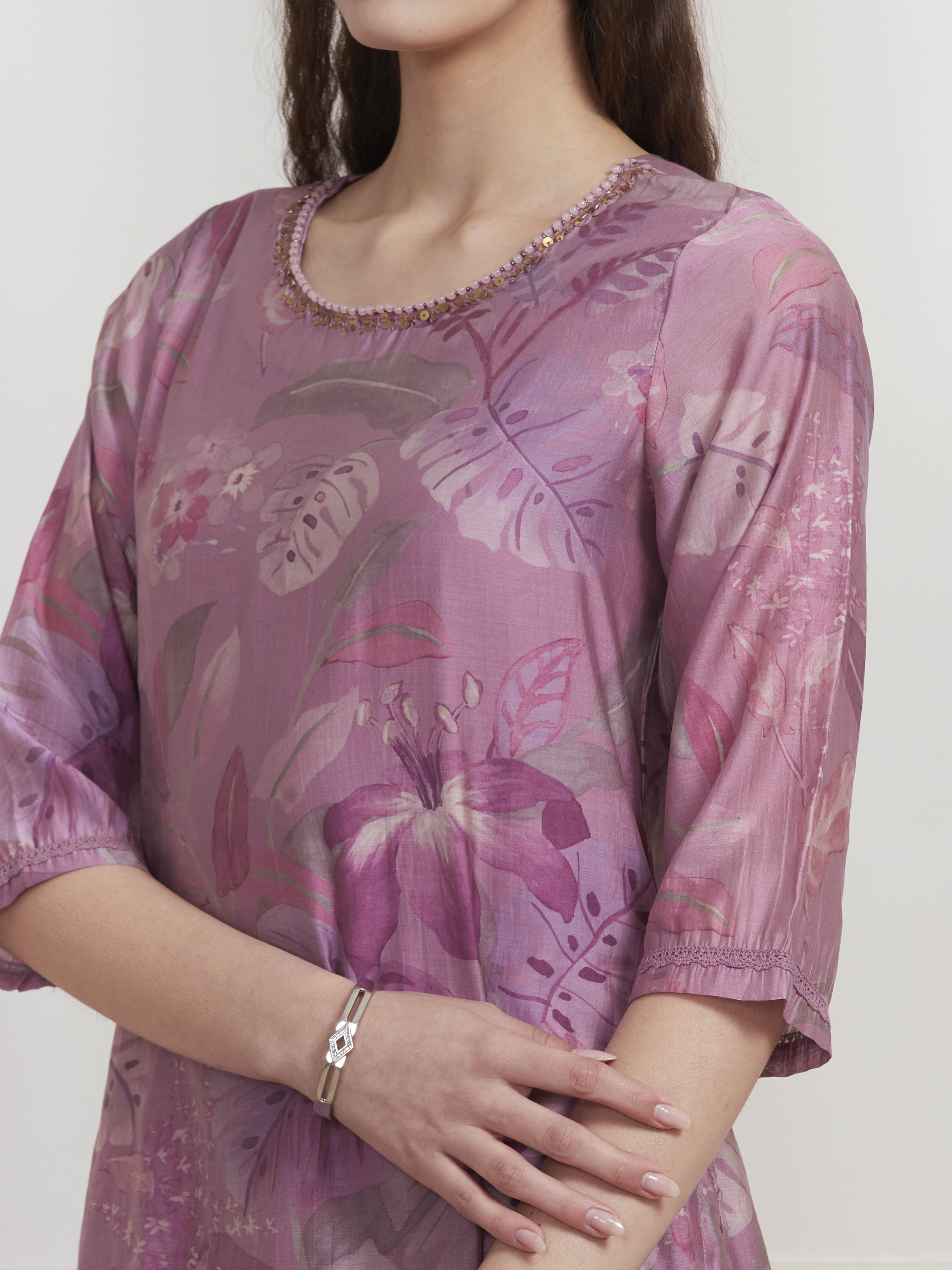 Lavender Floral Printed Straight Kurta Set image number 1