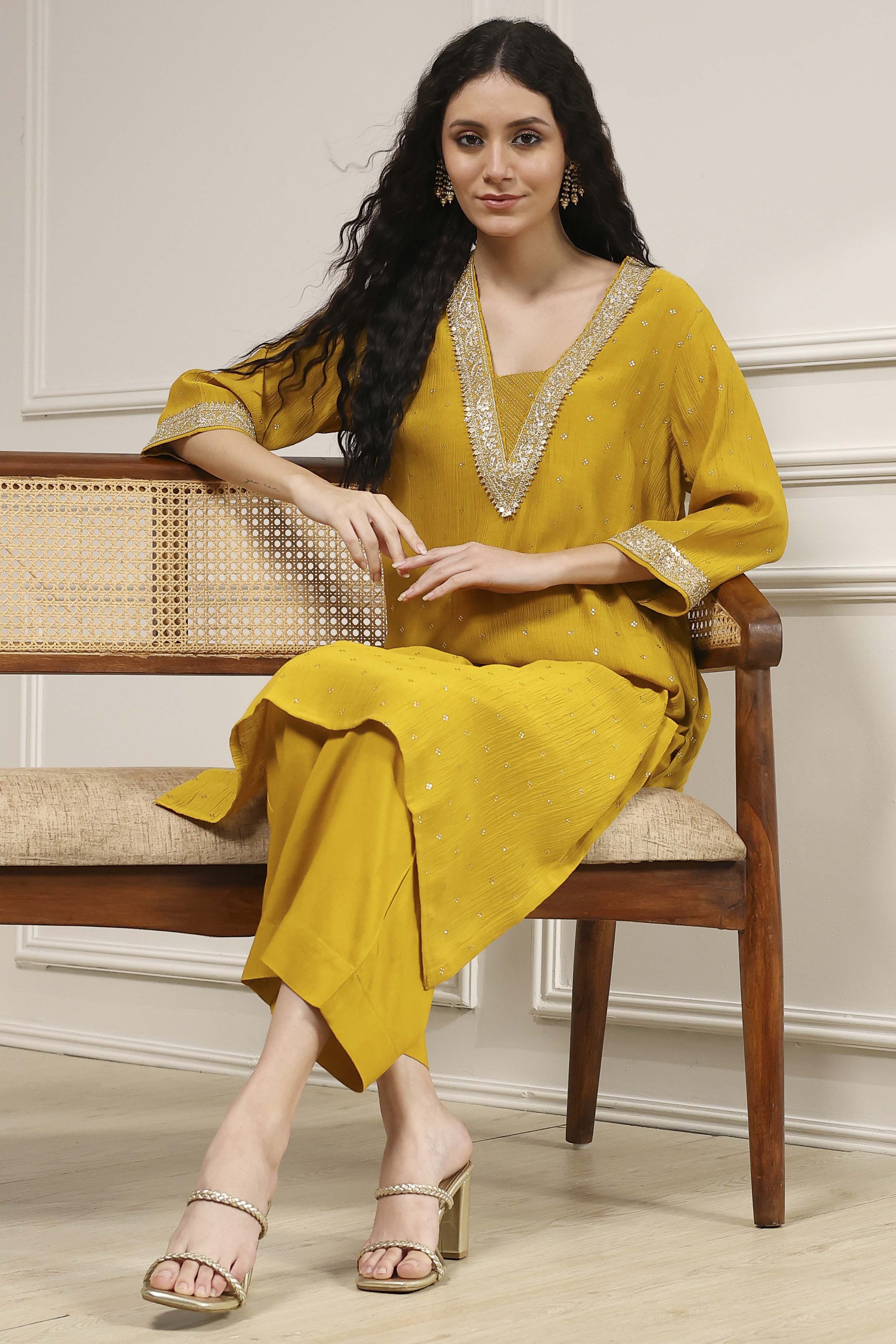 Yellow Metallic Pattern Straight Kurta image number 0