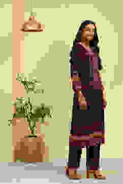 Purple Printed Straight Kurta Set image number 6