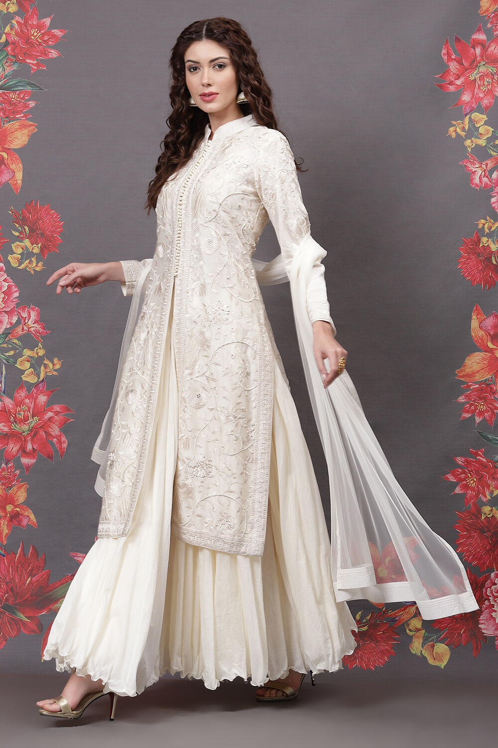 Off White Cotton Silk Straight Yarndyed Suit Set image number 8
