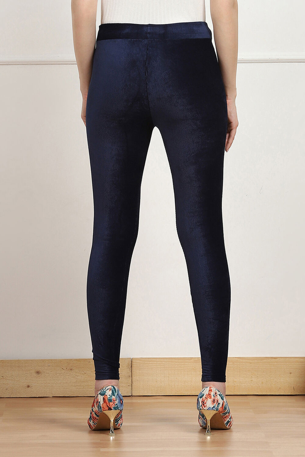 Navy Cotton Solid Jeggings image number 5