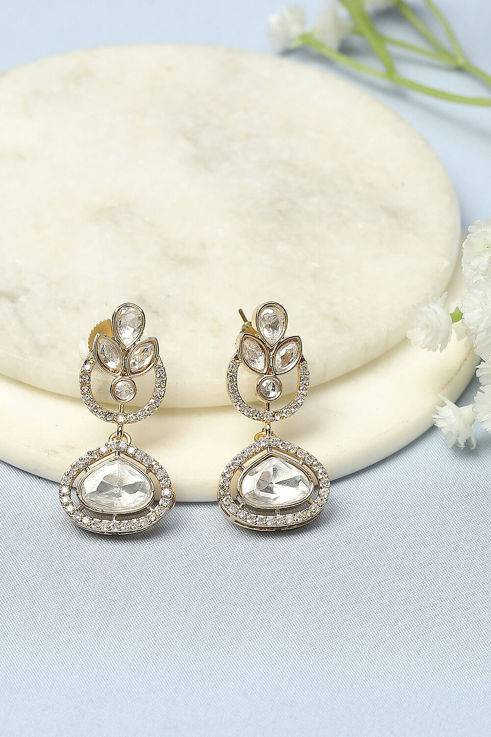 Gold Kundan Festive Drop & Danglers image number 0