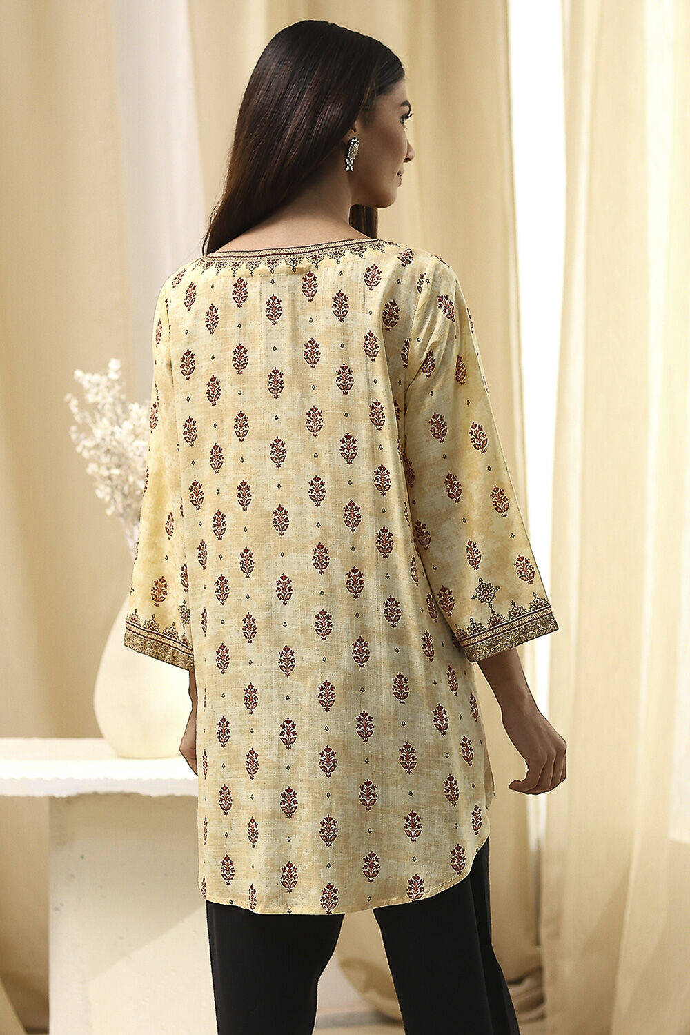 Beige Viscose Printed Straight  Short Kurta image number 3