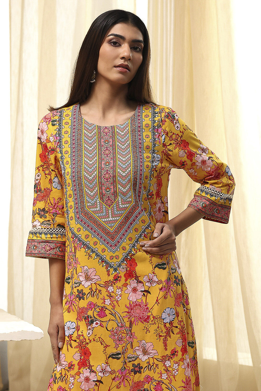 Pink Pure Cotton Floral Straight Kurta image number 1