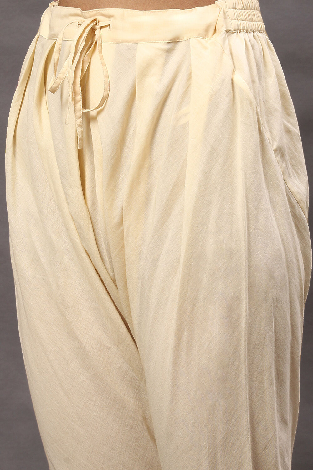 Off White Cotton Blend Anarkali Kurta Suit Set image number 2