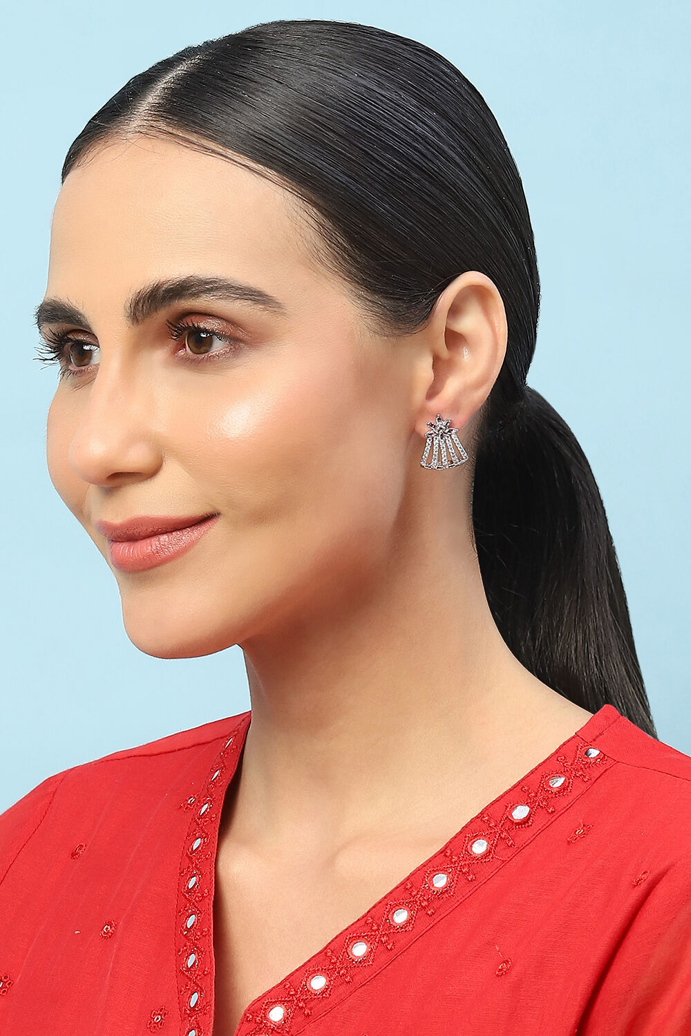 White Brass earrings image number 3