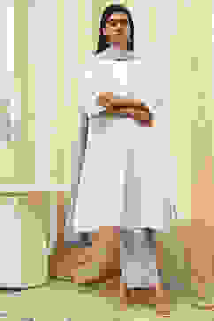 Blue and White Cotton Straight Suit Set image number 6