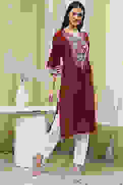 Maroon Cotton Dyed Straight Kurta image number 4
