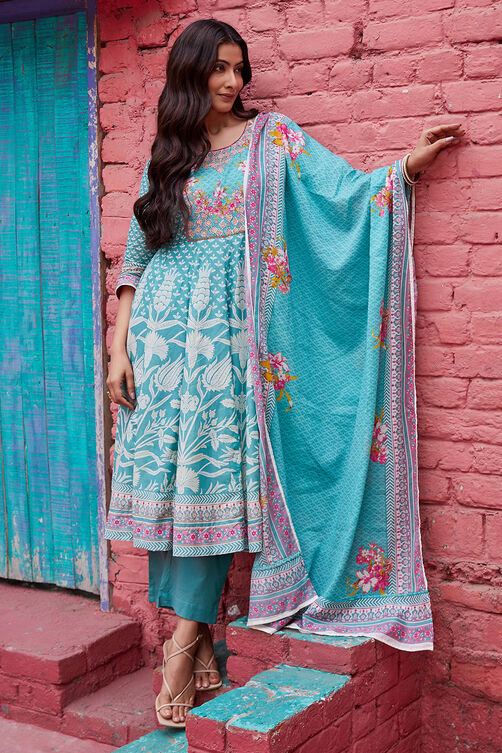 Coral Cotton Anarkali Suit Set image number 7