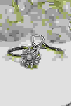 Light Pink Brass Bracelet image number 0