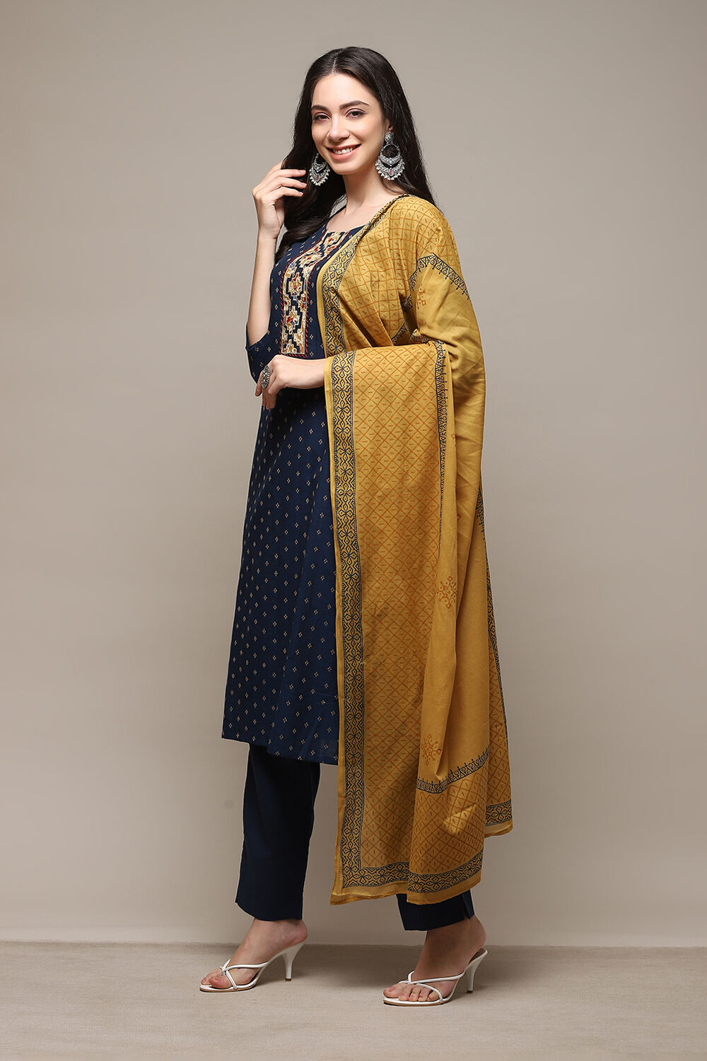 Blue Cotton Printed Unstitched Suit Set image number 6