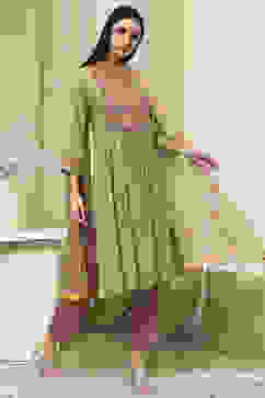 Light Green Solid Gathered Straight Suit Set image number 5