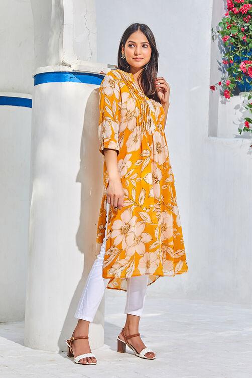 Yellow Polyester Straight Printed Kurta image number 0