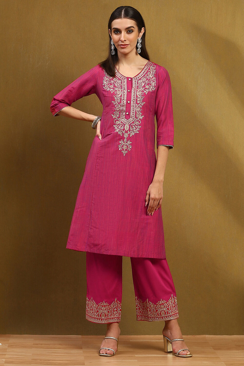Pink Cotton Embroidered Kalidar Suit Set image number 6