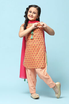 Peach Cotton Straight Printed Kurta Salwar Suit Set image number 0