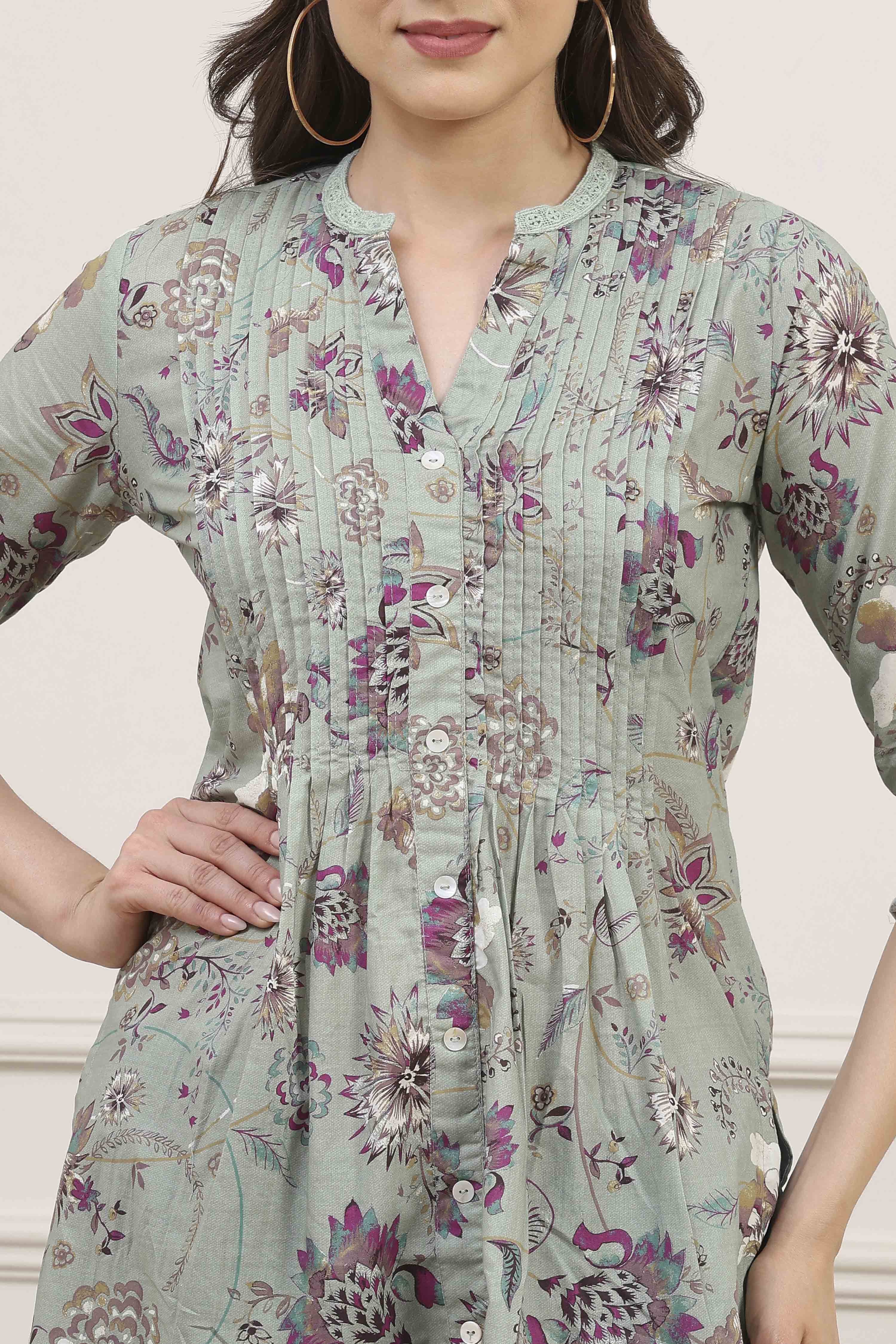 Green Cotton Printed Straight Kurti image number 1