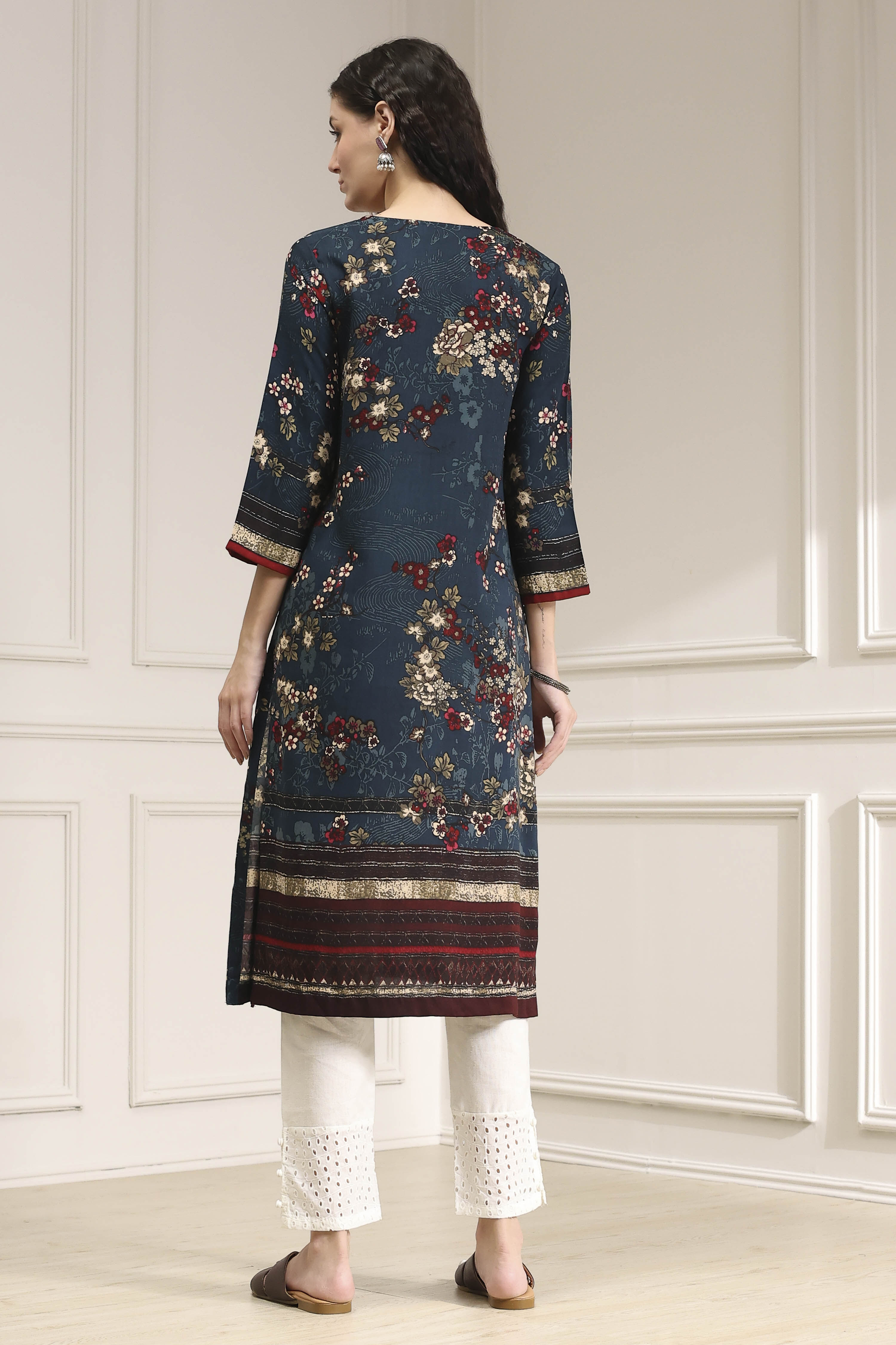 Teal Floral Printed Straight Kurta image number 3