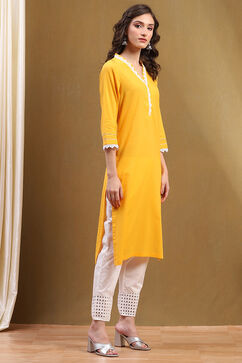 Yellow Cotton Solid Regular Fit Straight Kurta image number 4