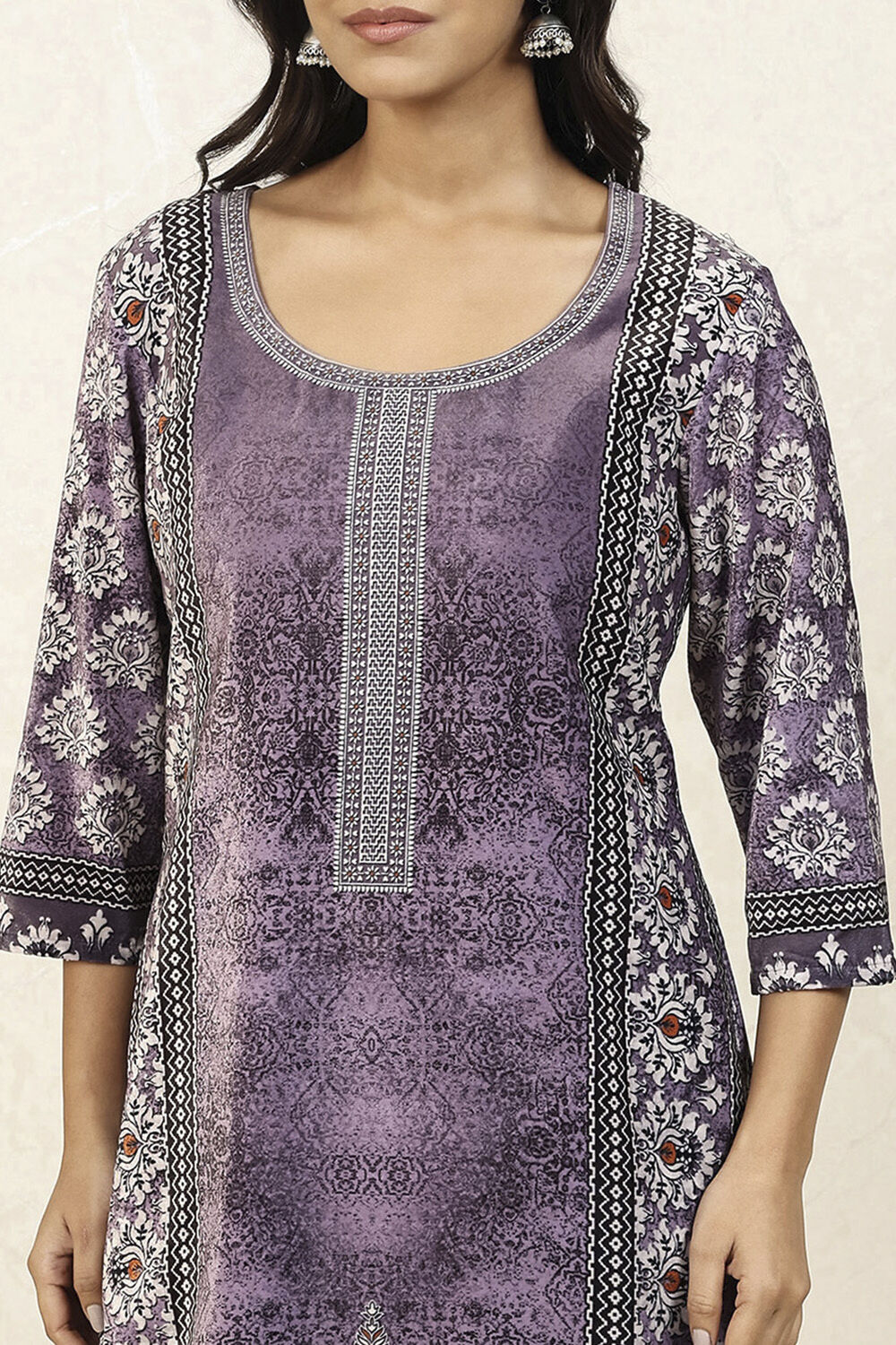 Lavender Velvet Digital Print Unstitched Suit Set image number 2