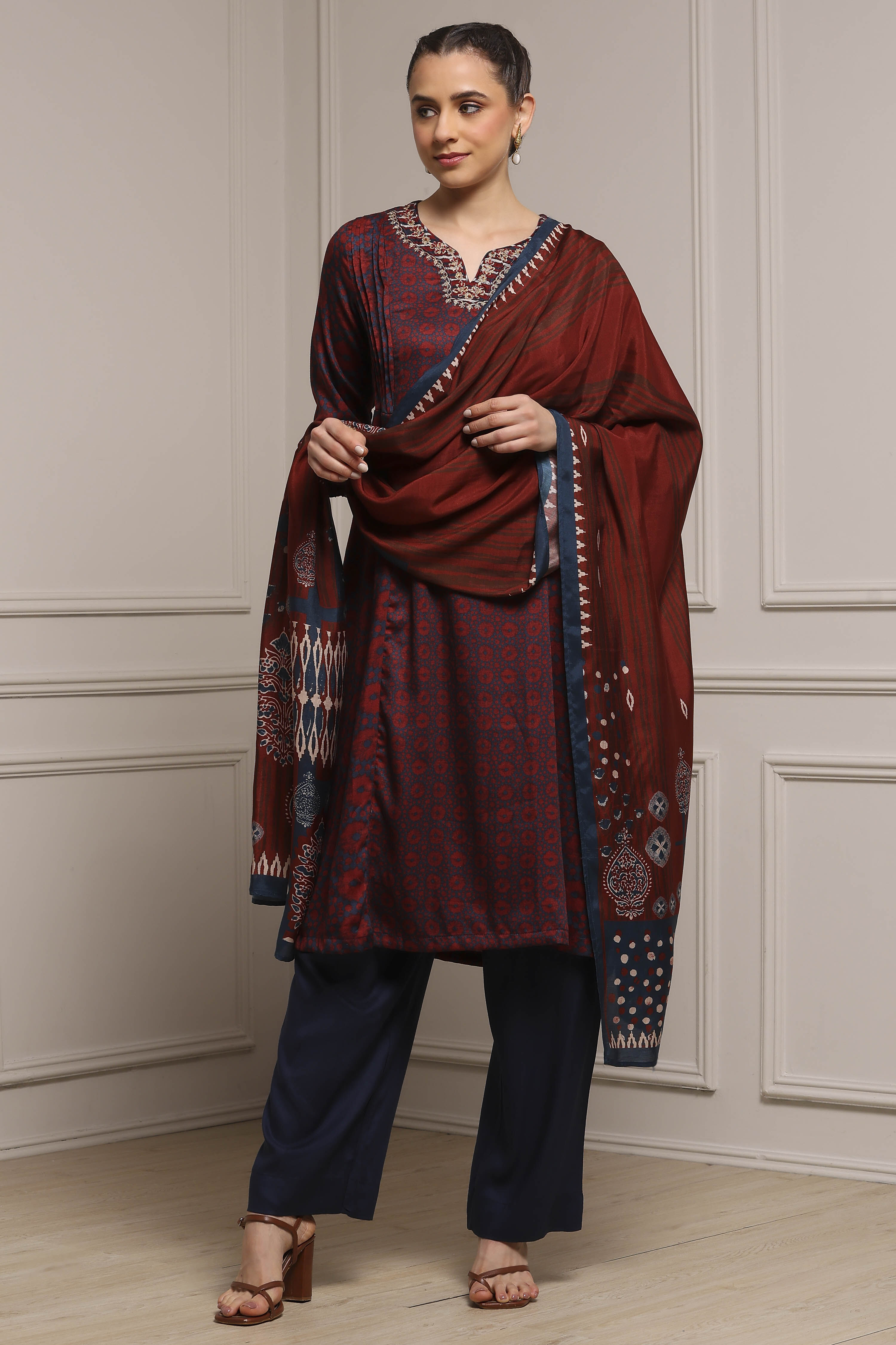 Blue-Brown Modal Straight Printed Suit Set image number 6