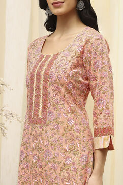 Pink Cotton Screen Print Unstitched Suit Set image number 2