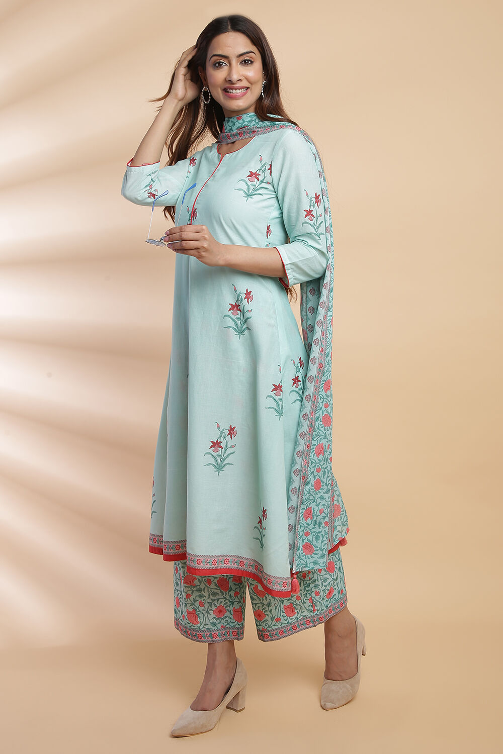 White Cotton A-Line Kurta Palazzo Suit Set image number 6
