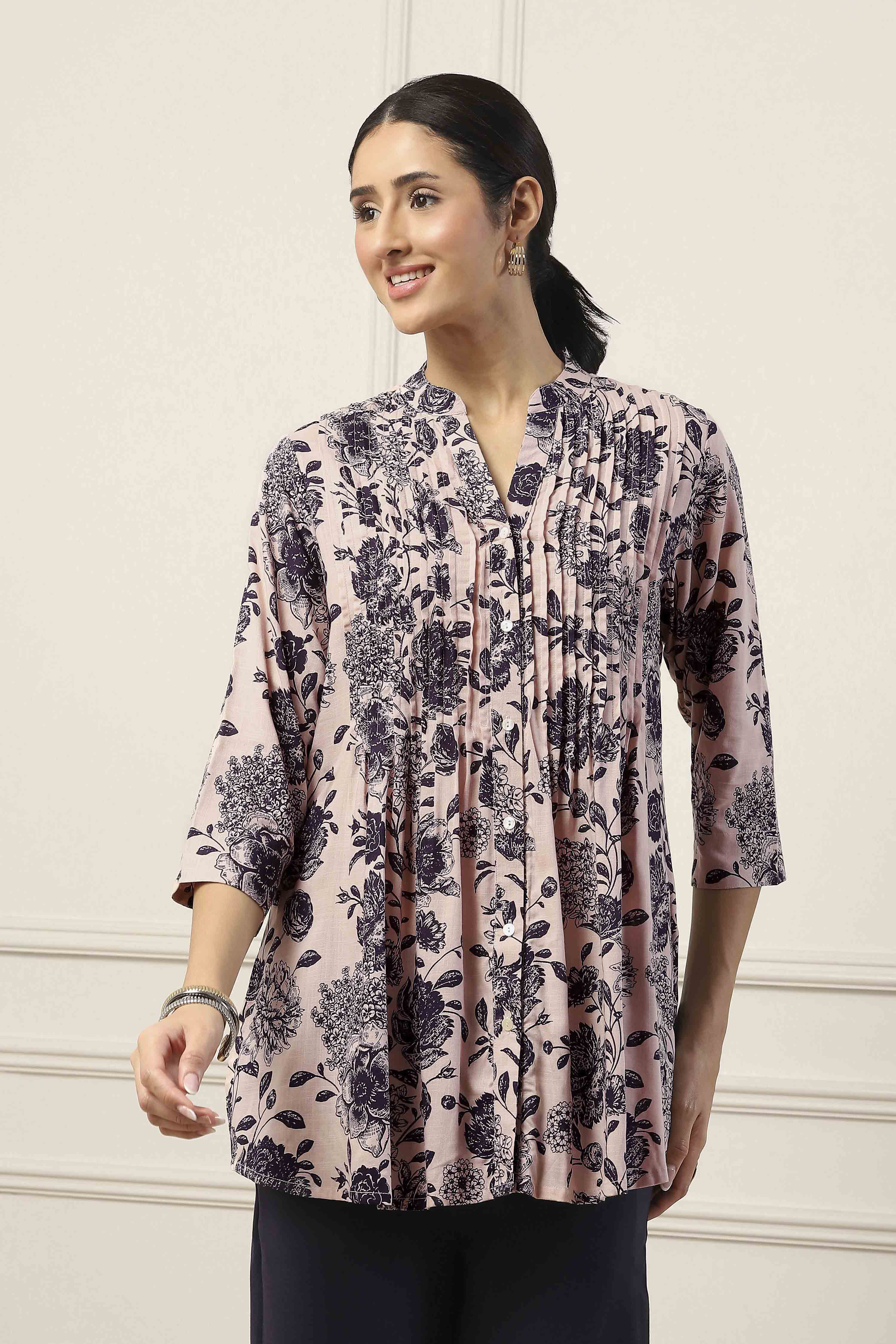 Beige Viscose Rayon Straight Kurta image number 5