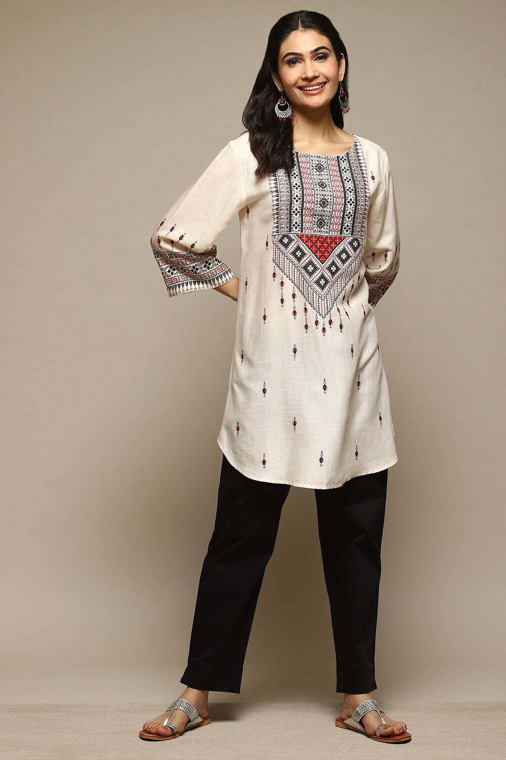 Black Cotton Relaxed Pant image number 0