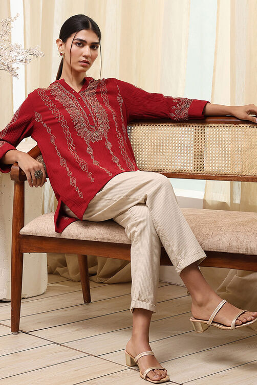 Red Straight Short Kurta image number 0