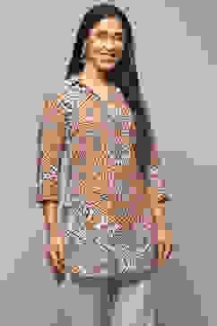 Yellow Rayon Floral Printed Straight Kurti image number 4