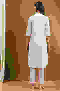 Ecru Cotton Solid Pleated A-Line Kurta image number 3