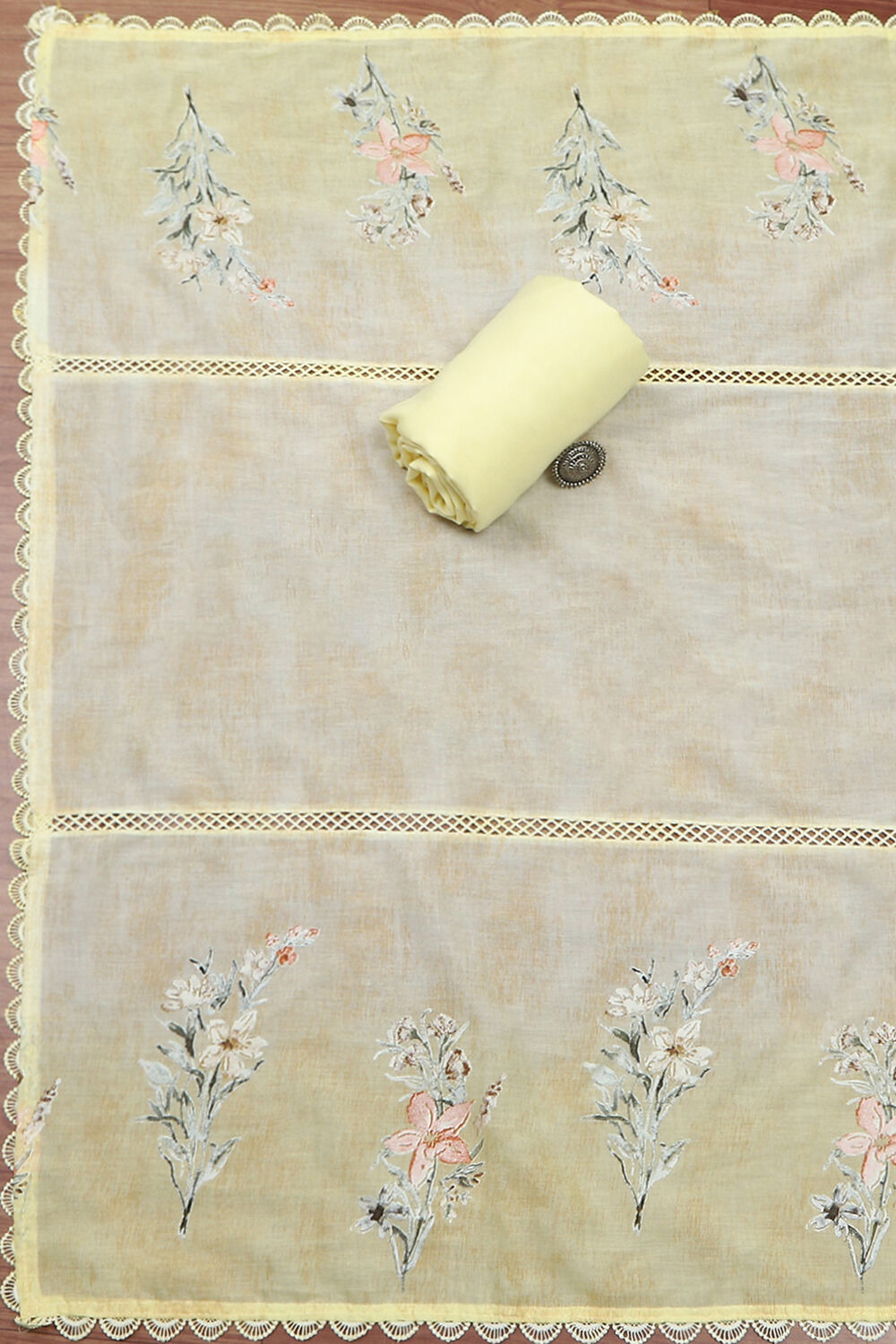 Pink Cotton Floral Printed Unstitched Suit Set image number 3