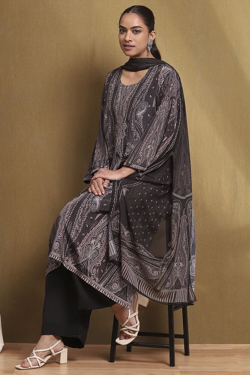 Black Printed Straight Suit Set image number 0