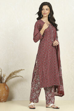 Maroon Cotton Floral Printed Unstitched Suit Set image number 6