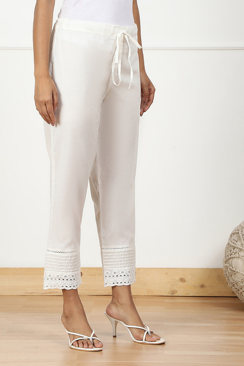 Red Cotton Solid Pant image number 3