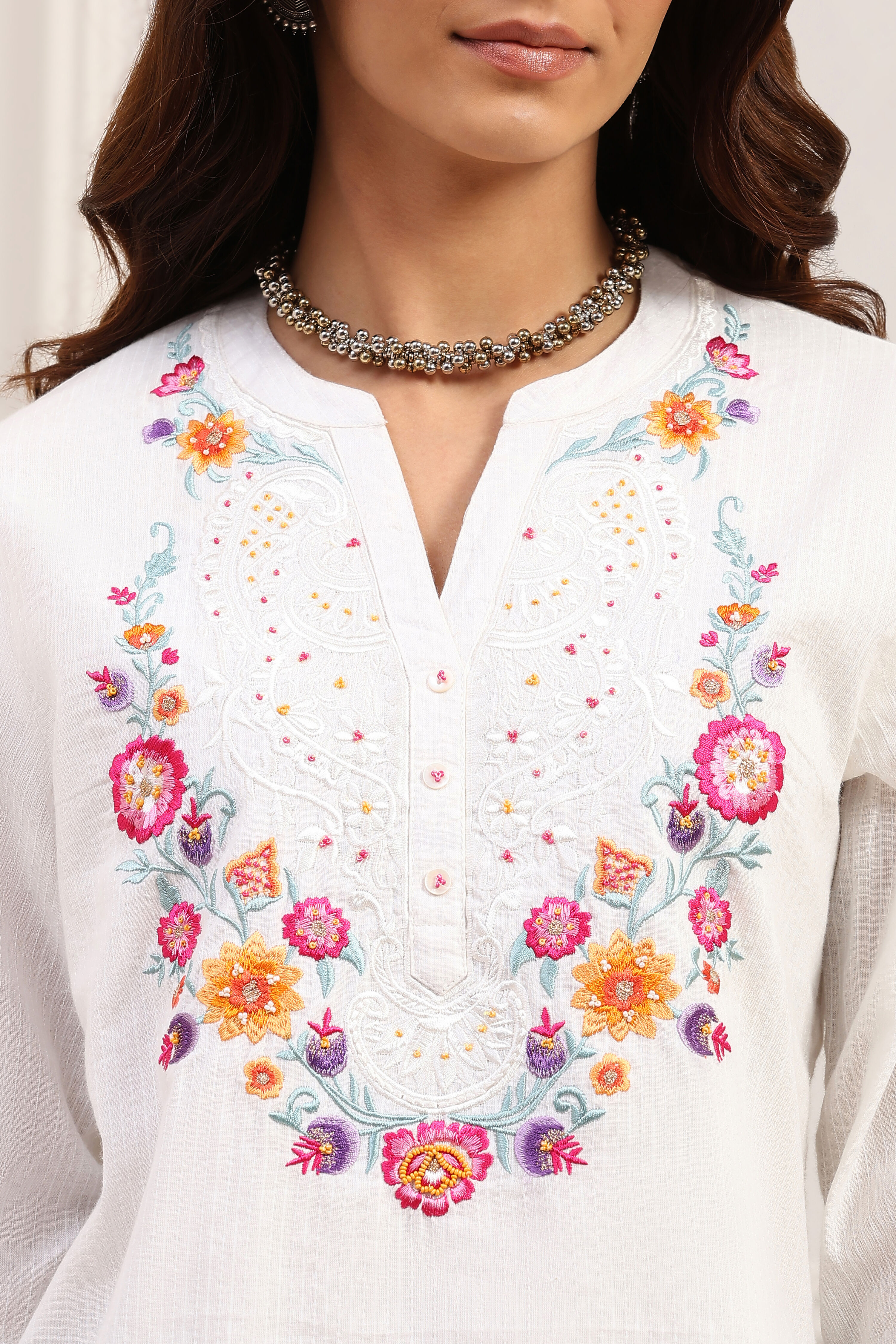 White Cotton Straight Top image number 1