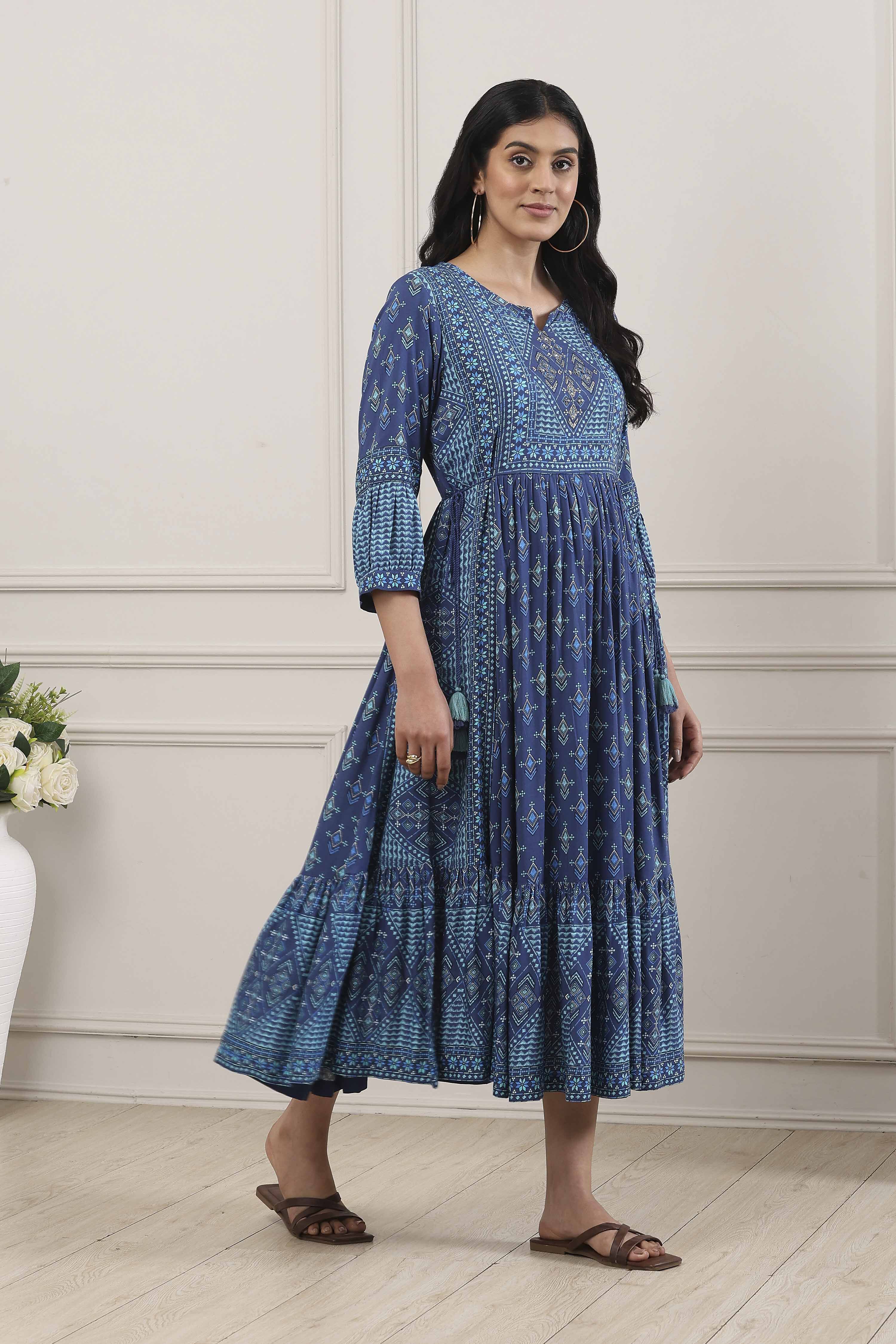 Indigo Ethnic Motifs Flared Midi Dress image number 4