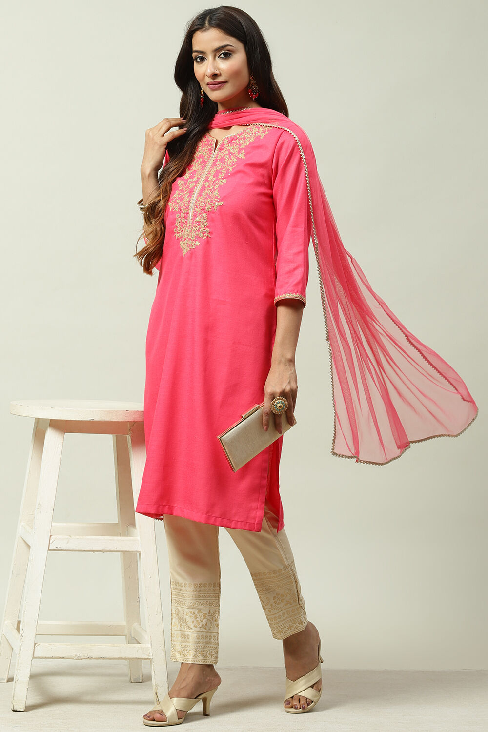 Fuschia Cotton Straight Kurta Pant Suit Set image number 4