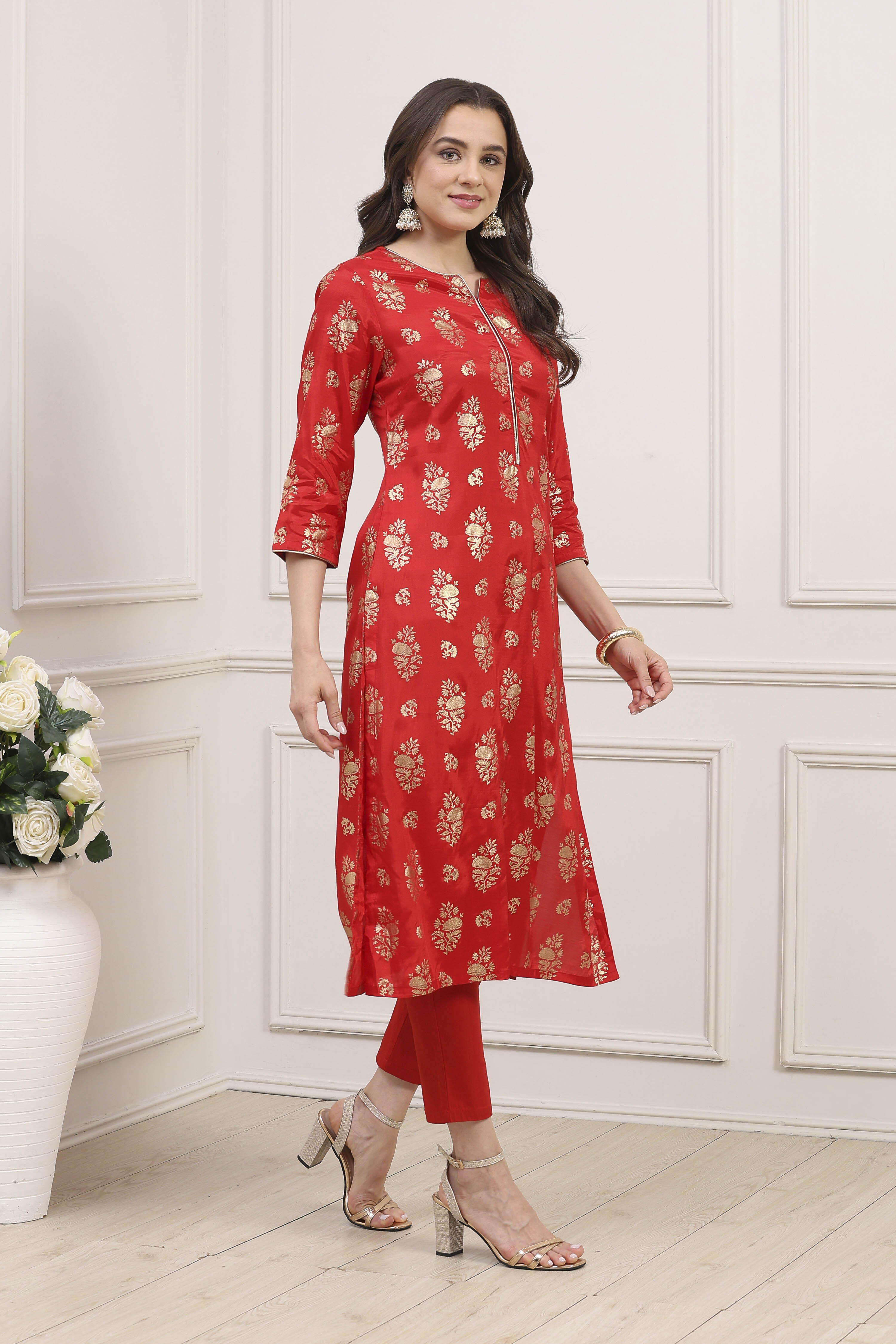 Red Viscose Rayon Printed Straight Kurta image number 4