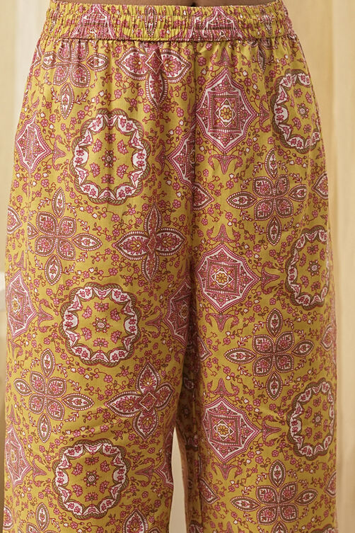 Green Cotton Printed Straight Suit Set image number 2