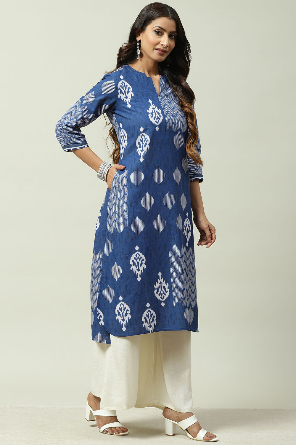 Red Cotton A Line Kurta image number 4