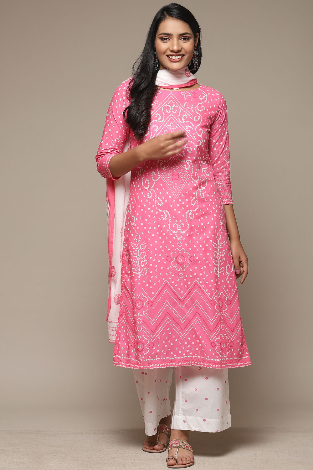 Pink Cotton Straight Kurta Palazzo Suit Set image number 7