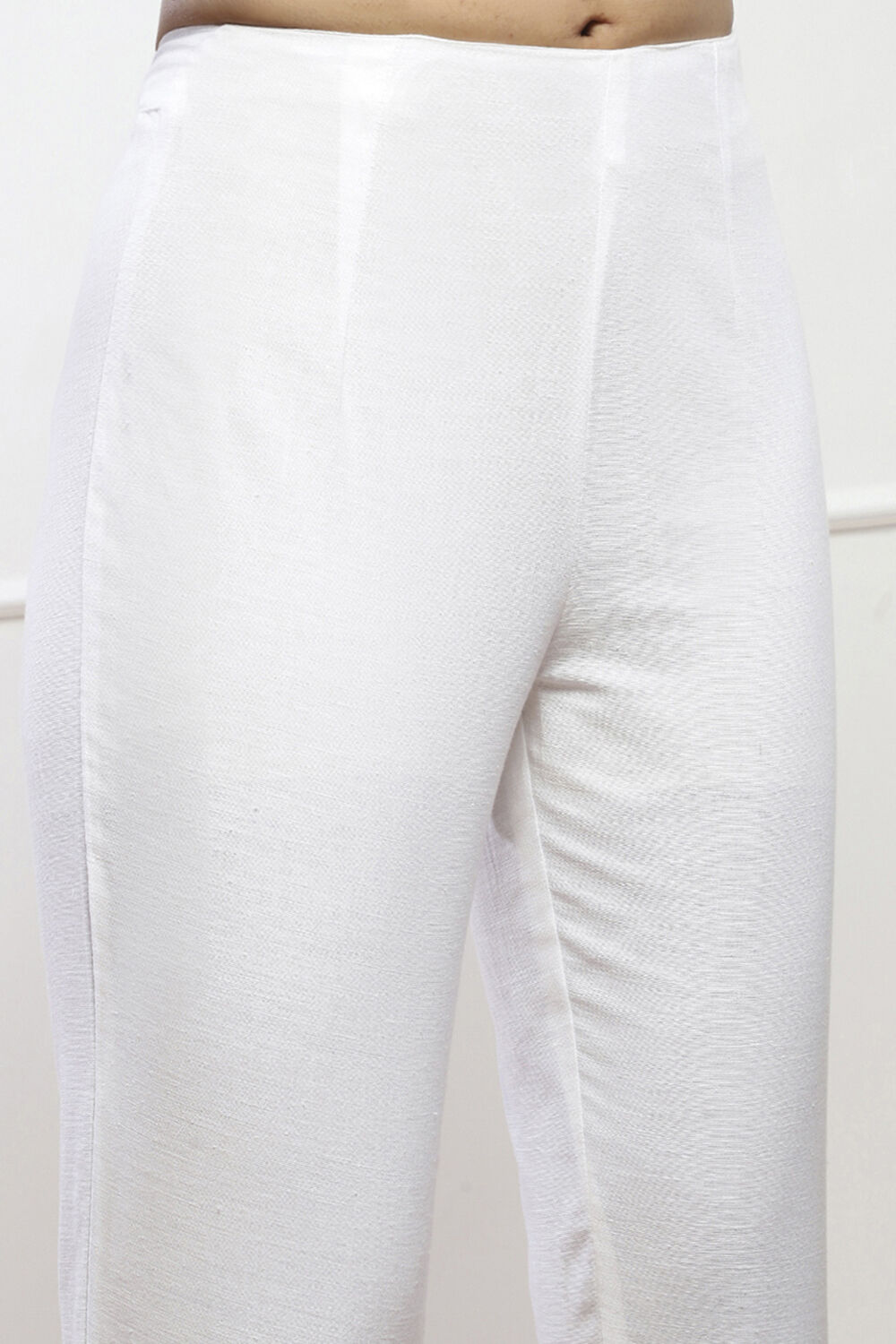 Towny Port Cotton Blend Solid Pants image number 1