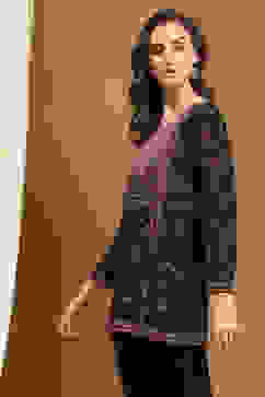 Black Crepe Printed Straight Short Kurta image number 2