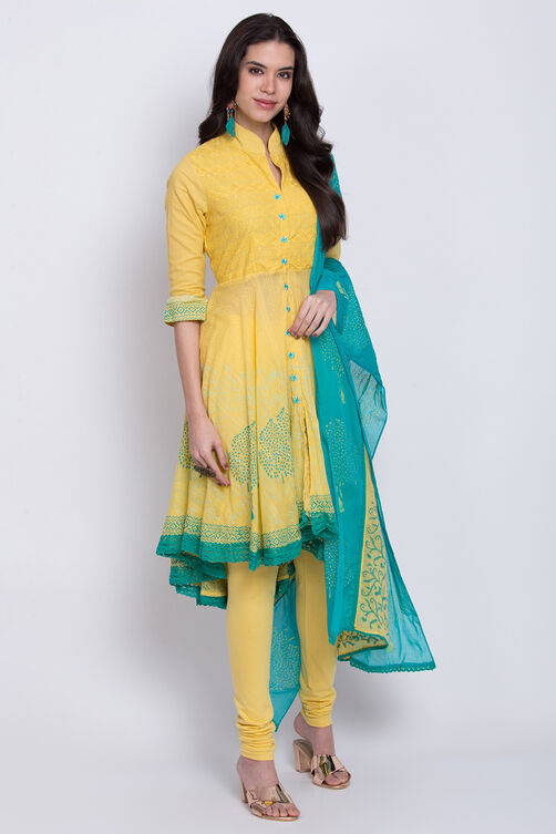 Yellow Cotton Asymmetric Kurta Churidar Suit Set image number 3