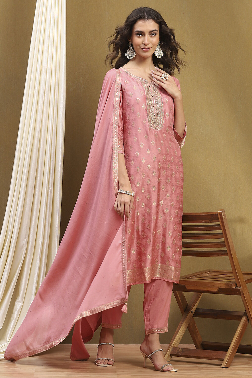 Pink Viscose Blend Yarn Dyed Straight Suit Set image number 0