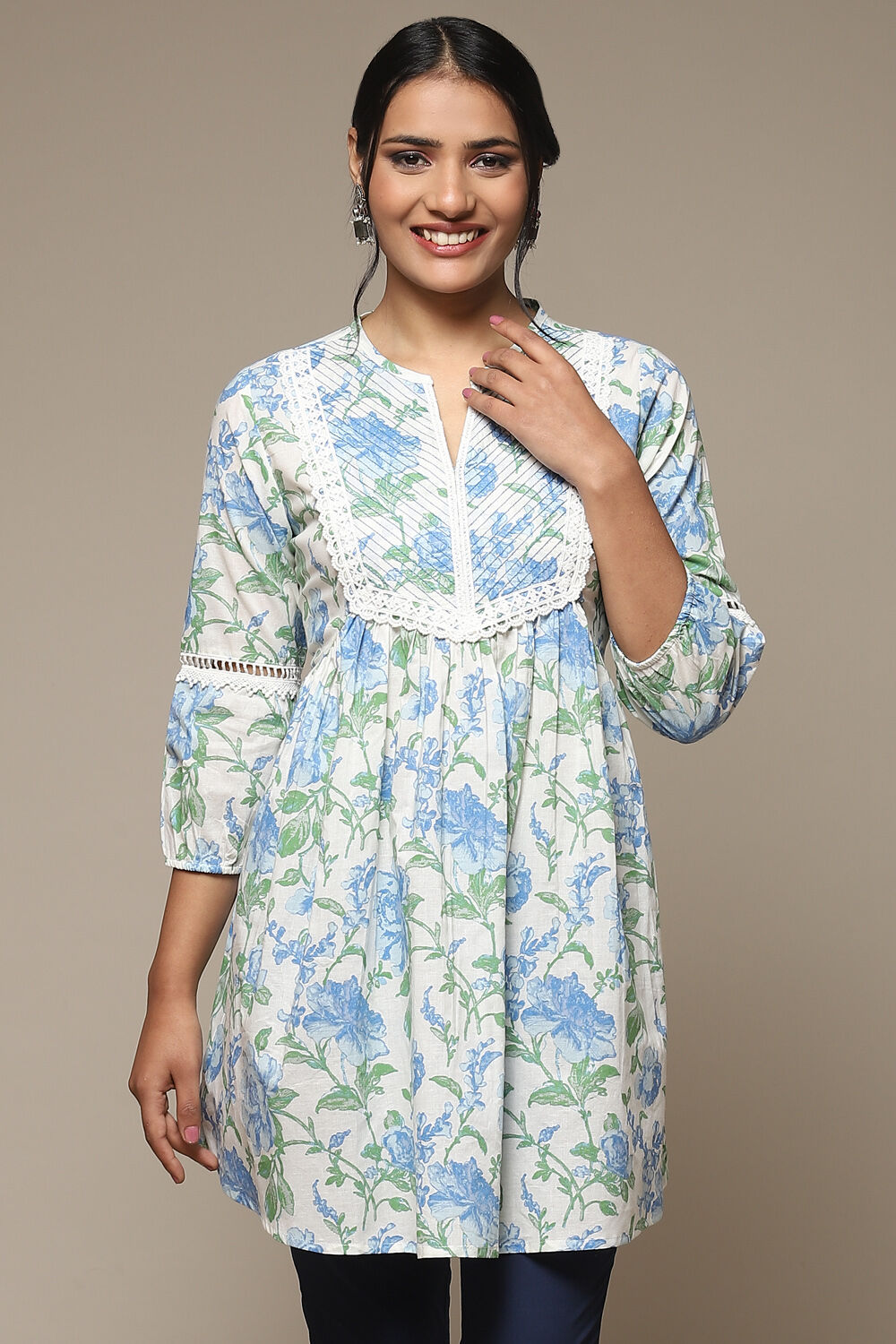 Yellow Cotton Printed Kurti image number 5