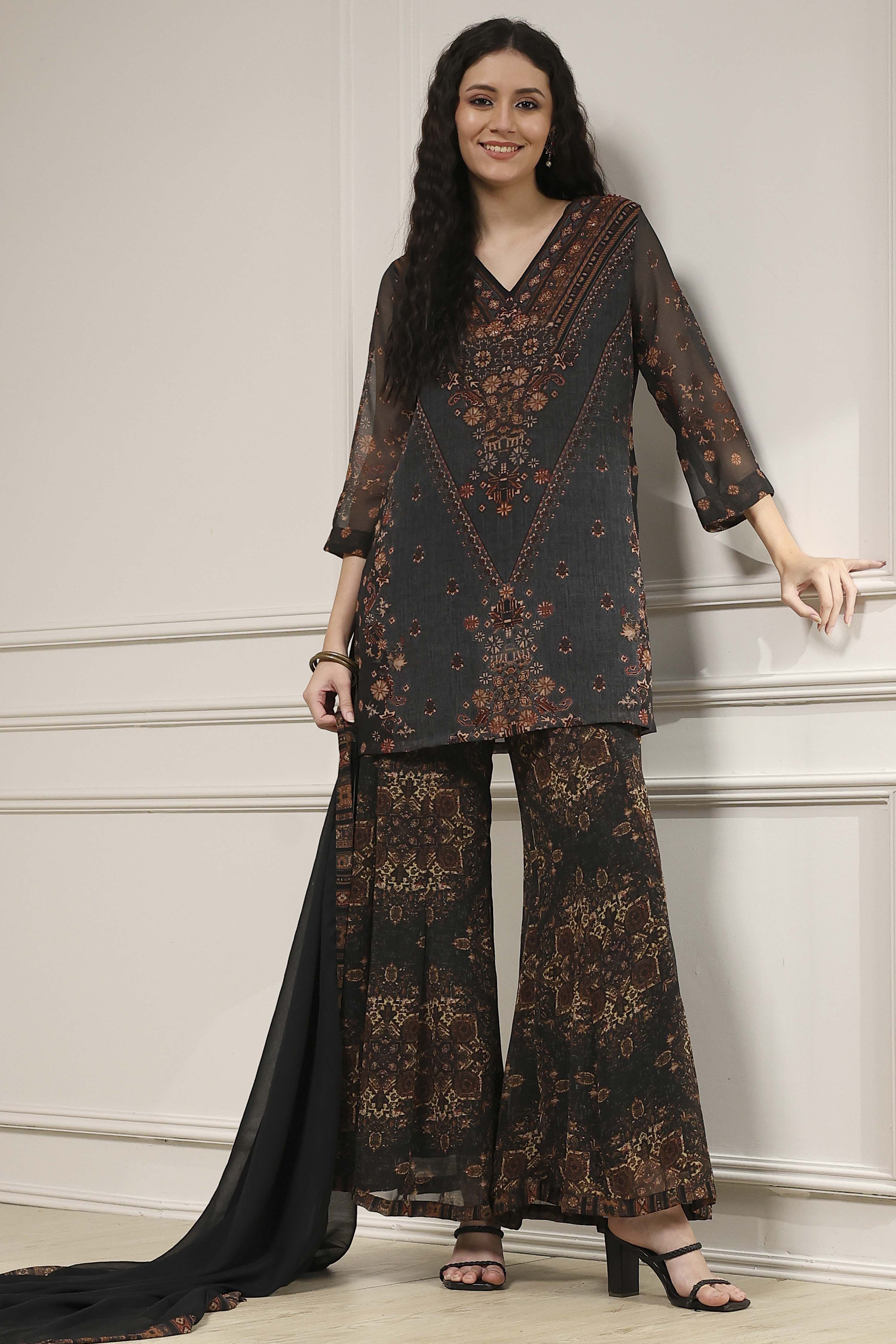 Charcoal Black Printed Straight Suit Set image number 0
