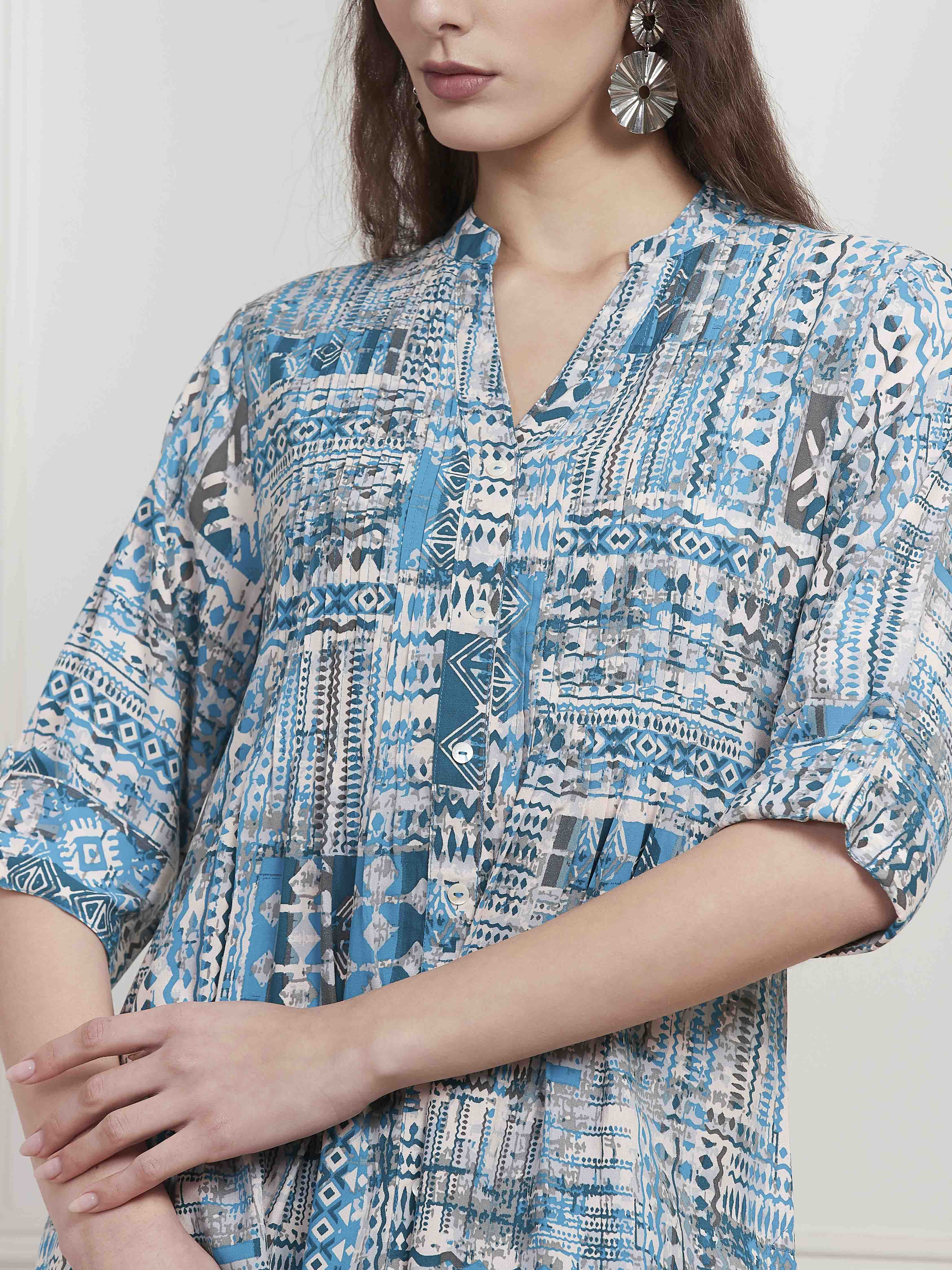 Teal Printed Pleated Shirt-Style Straight Short Kurta image number 1