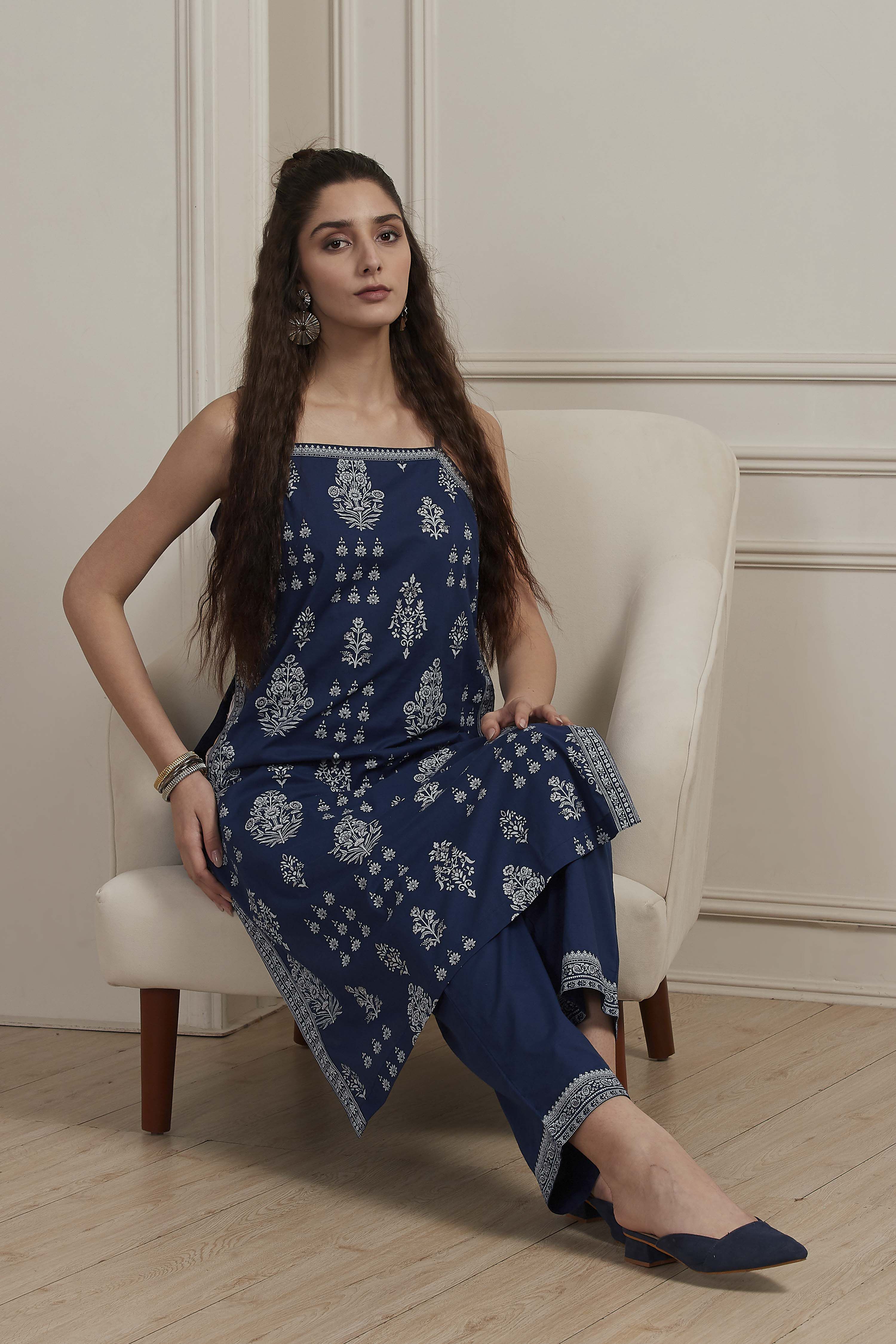 Indigo Cotton Printed Strappy Straight Kurta Set image number 0